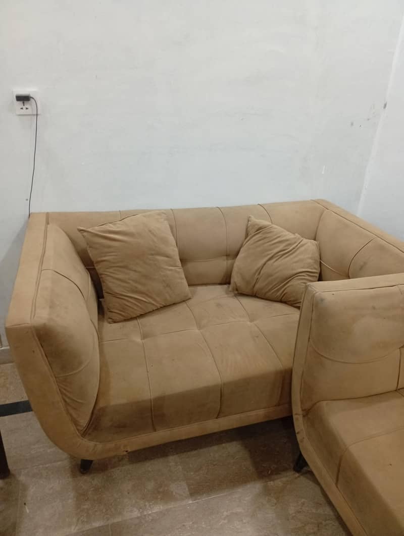 sofa set 10/8 condition 5