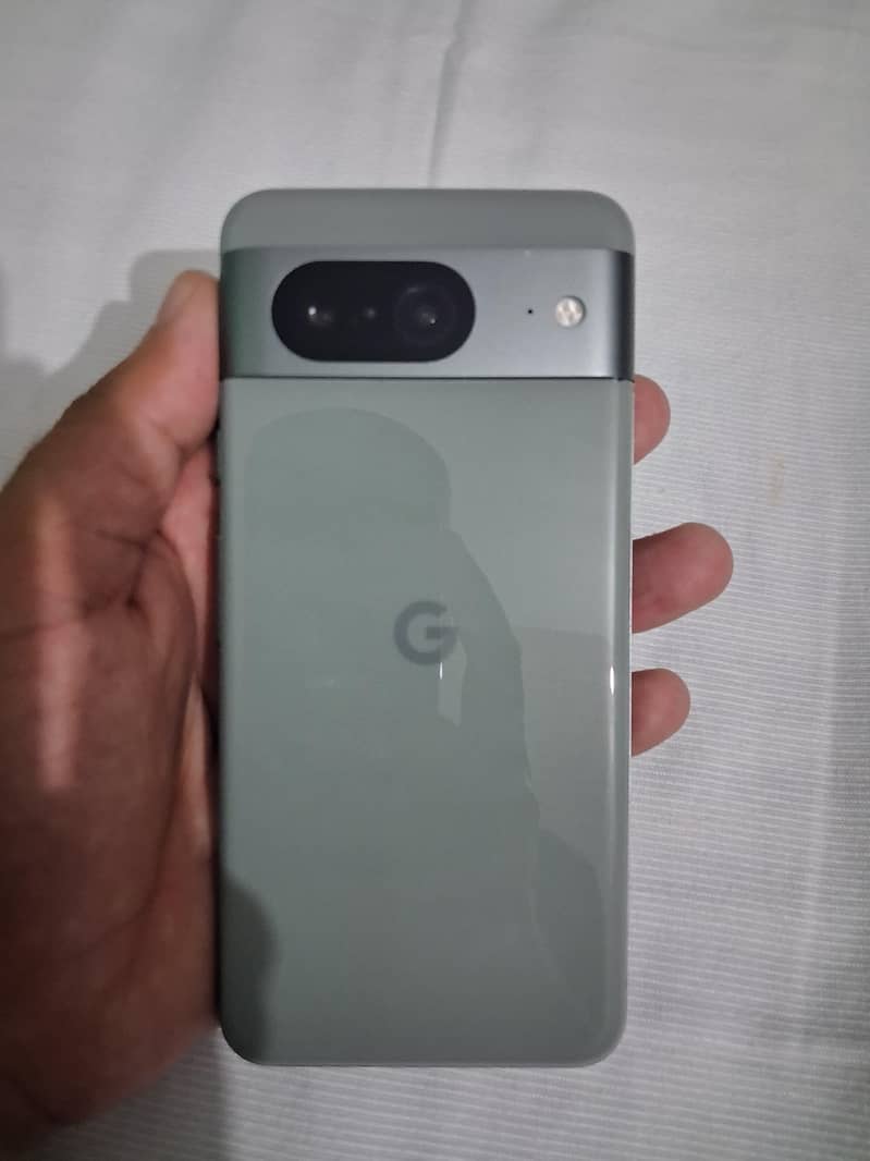Google Pixel 8 1