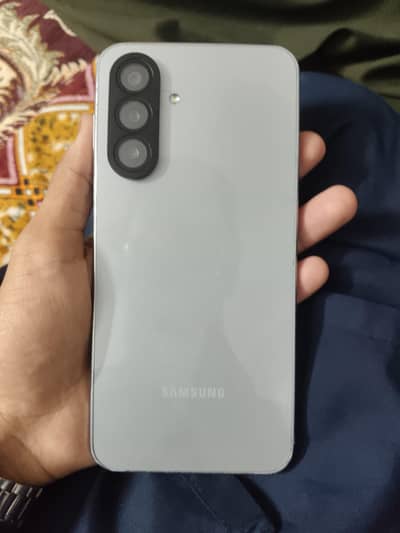 Samsung a17