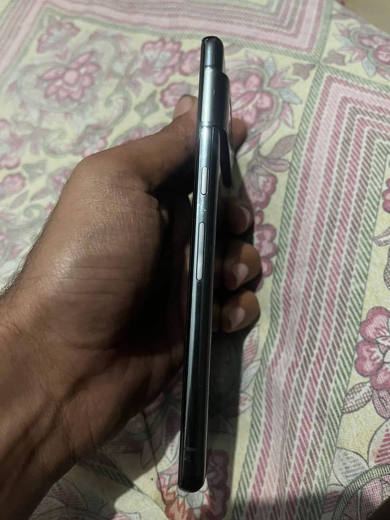 Google Pixel 7 Pro 4