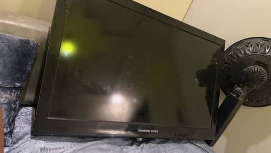 changhong ruba 42inch large A+ pannel technology very less used