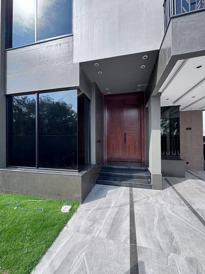 10 Marla House for Sale DHA Phase 5