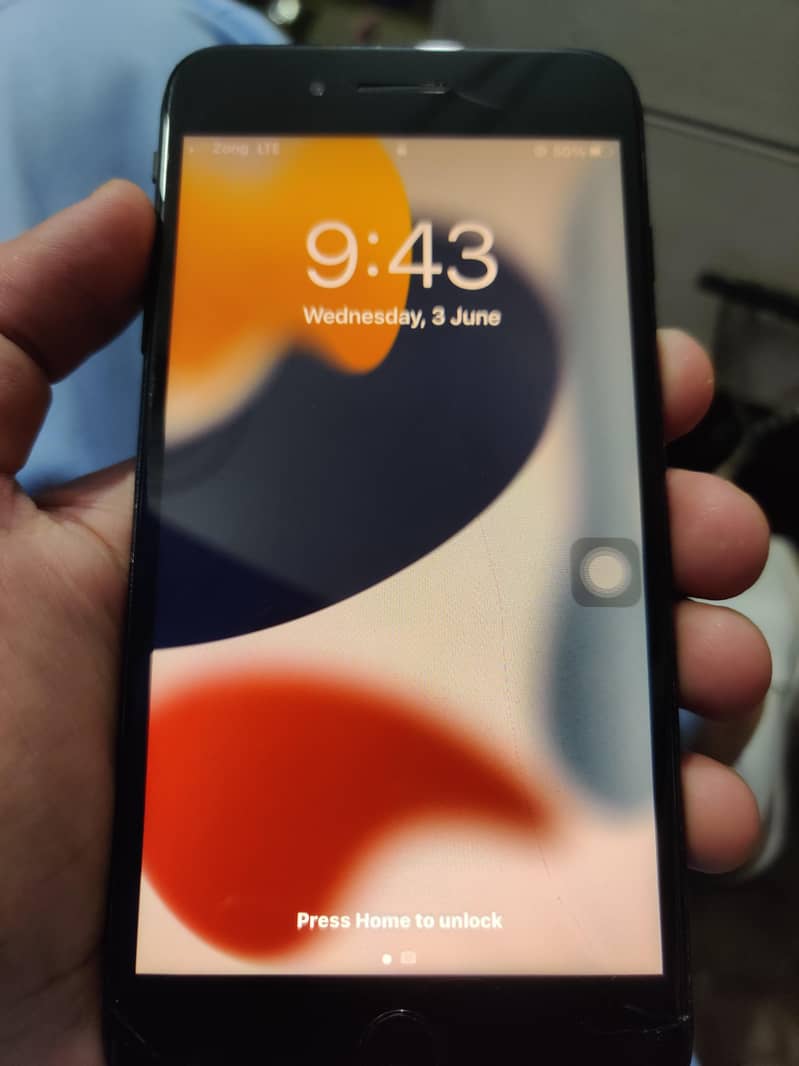 Apple iPhone 7 Plus 4