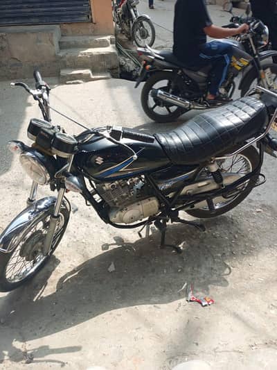 Suzuki GS 150