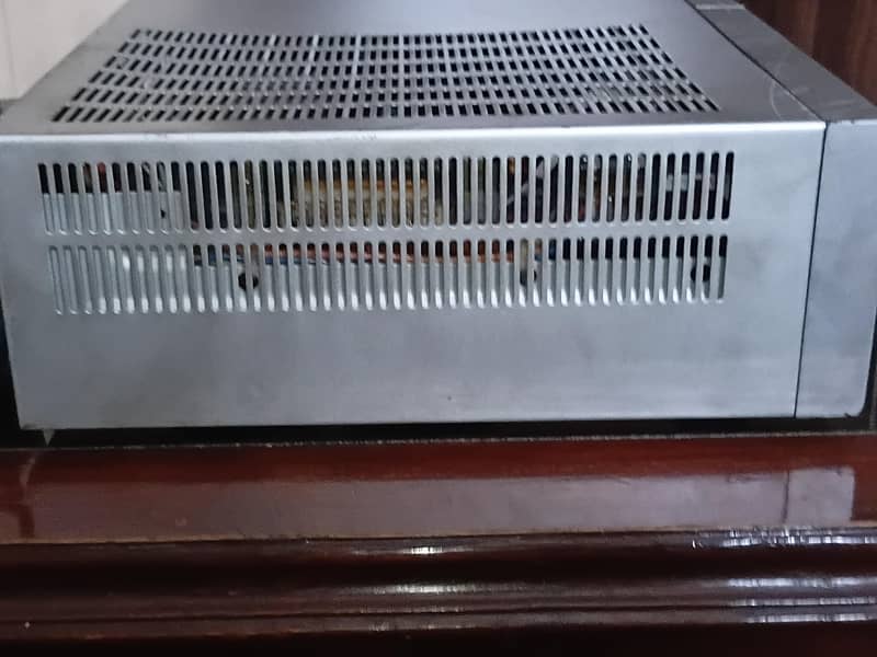 akai amplifier 3