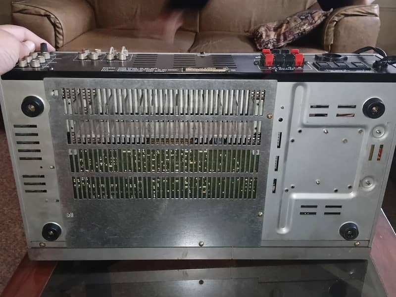 akai amplifier 5
