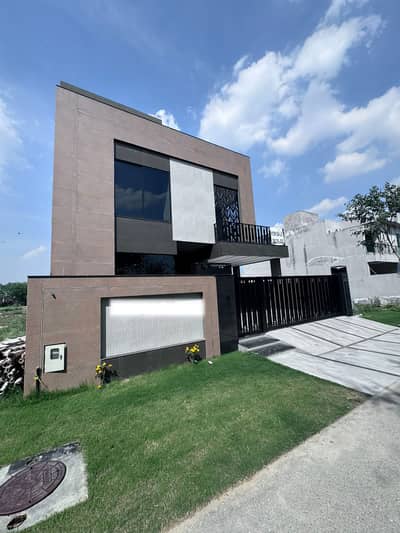 10 Marla House for Sale DHA Phase 5