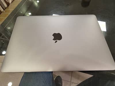 Mac Book M1 2020 8/256