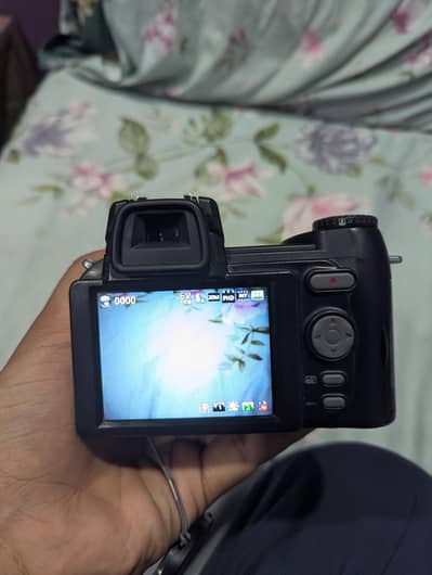 camera polo sharp d2700