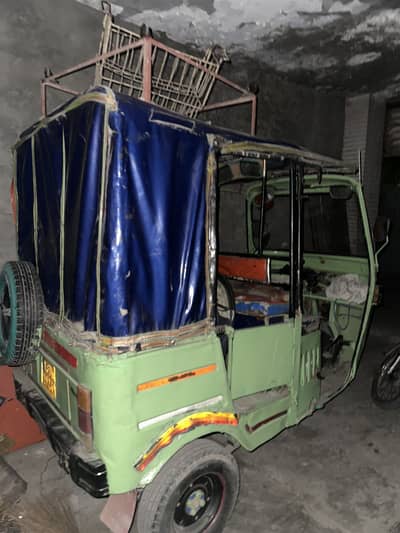 Used rickshaw for rent