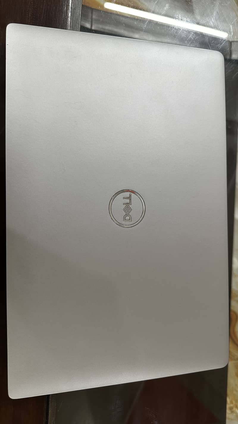 Laptop 0