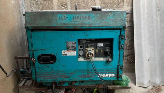 Denyo Generator