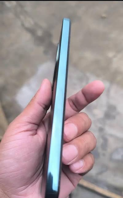 OPPO Reno12 F