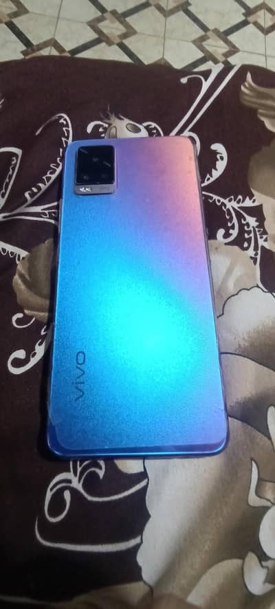 Vivo V20