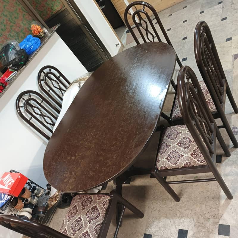 dining table with chairs 0