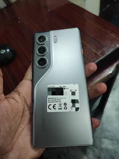 Tecno CAMON 40 Pro