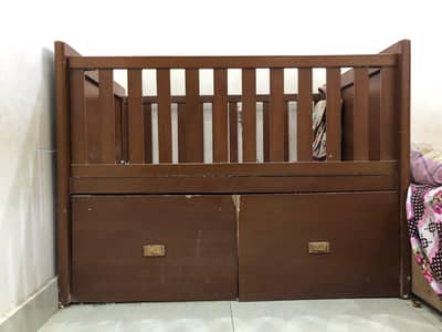 Baby Crib/Baby cot/Baby bed