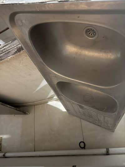 Kitchen sink