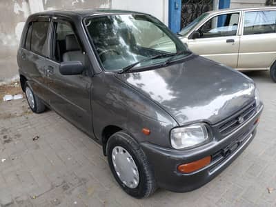 Daihatsu Cuore 2011