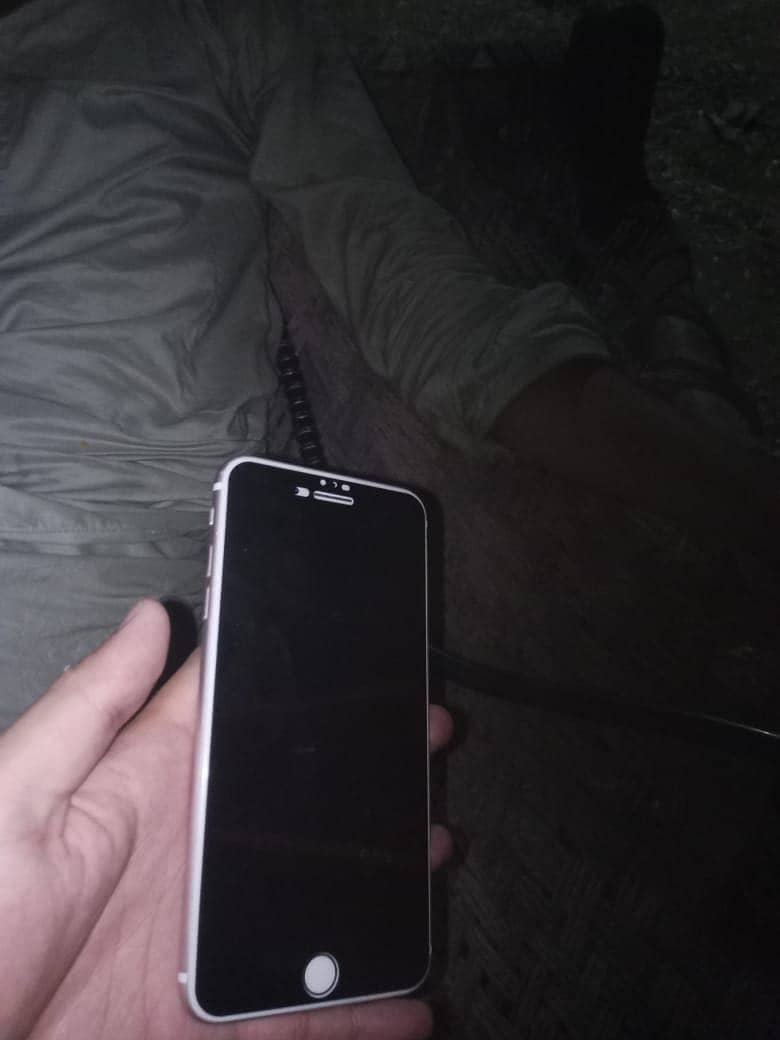 Apple iPhone 7 Plus 1