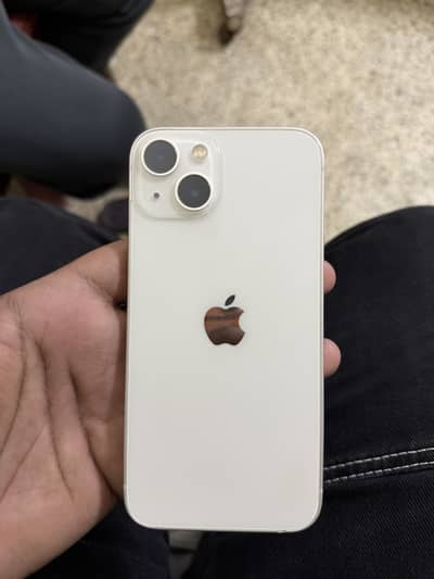 Apple iPhone 13