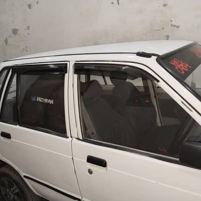 mehran car sale karni hai jis bhai ne Lena ho vahi Rasta Karen