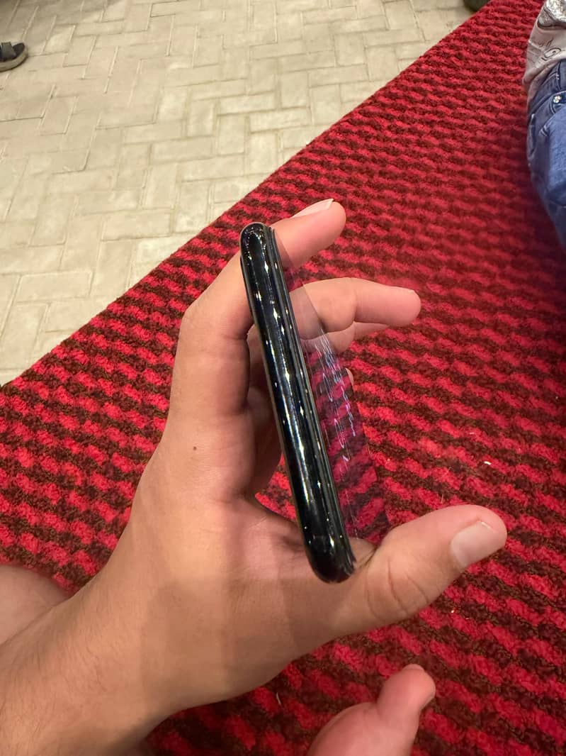 Apple iPhone 7 Plus 3