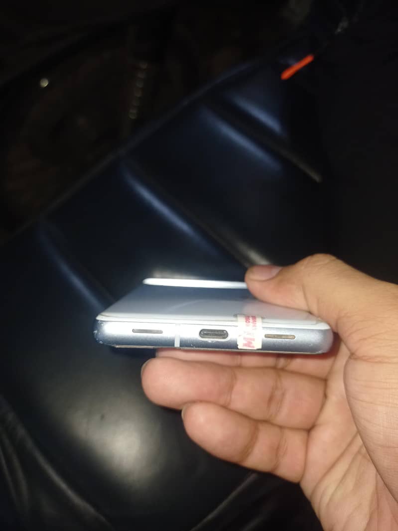 Google Pixel 7a 3