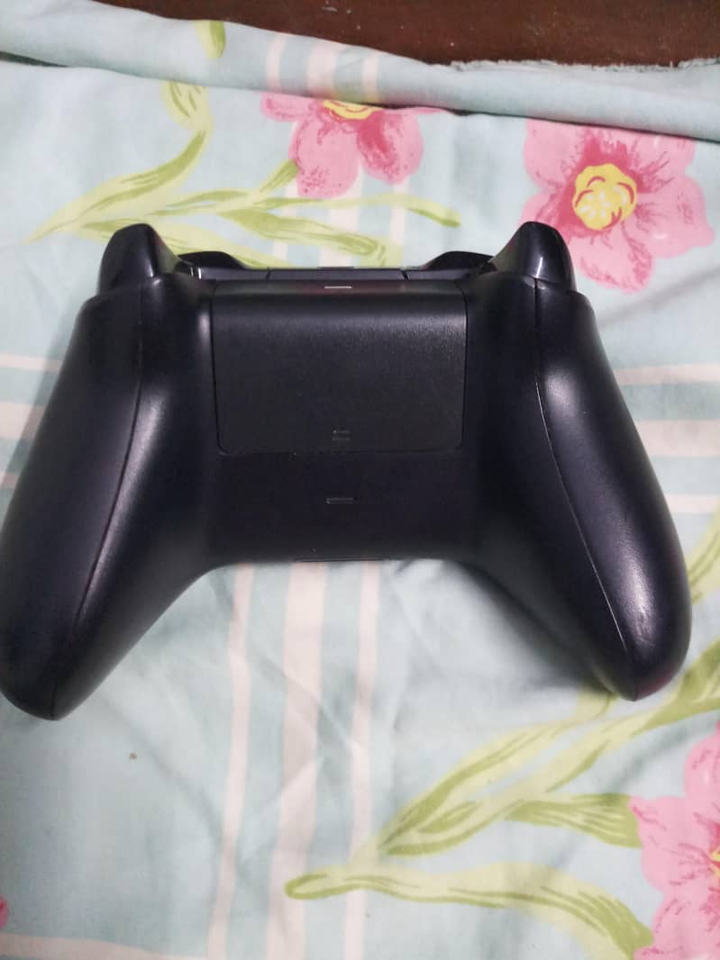 xbox one black controller 1