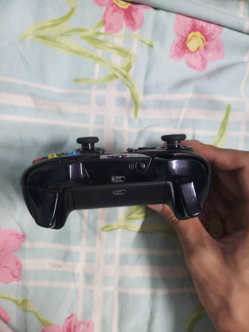 xbox one black controller 2
