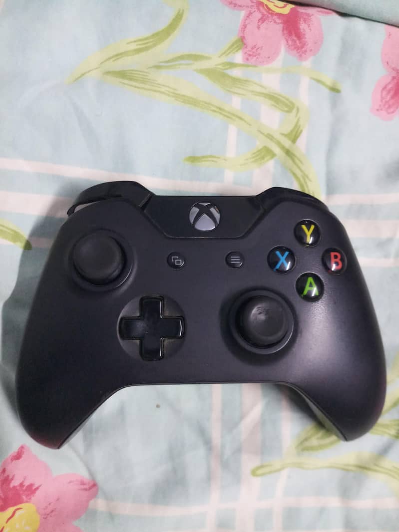 xbox one black controller 3