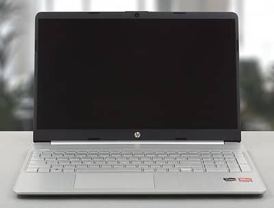 4GB-Graphic HP Ryzen 5 (6-Cores)=Core i7 11th Gen 15.6"inch 4K Display