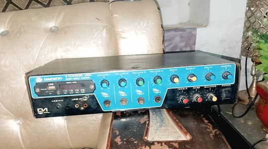 Daewoo Amplifier with 4 channel mic 12 inches speaker with box Blue