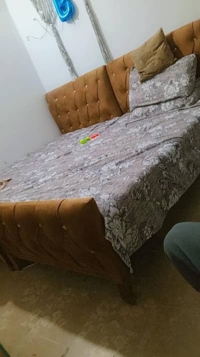 Dabal bed with matrix 10/10 condition