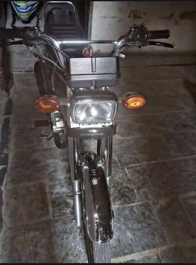 Honda125 model ha 20/12/2021 ko lia tha