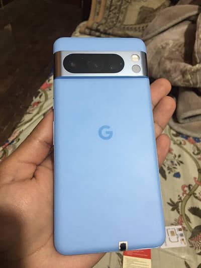 Google Pixel 8 Pro