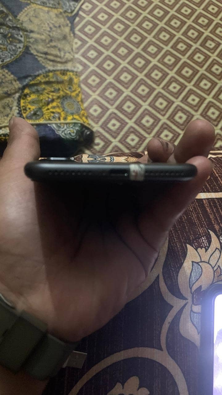 Apple iPhone 8 Plus 2