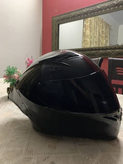 Helmet glossy black
