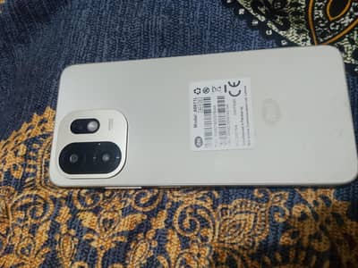 itel Mobil ful box ful warranty hy