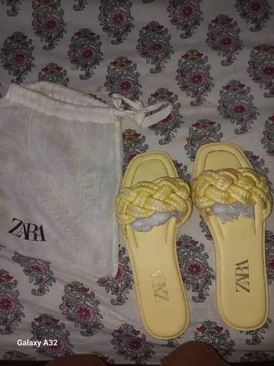 zara flat sandal