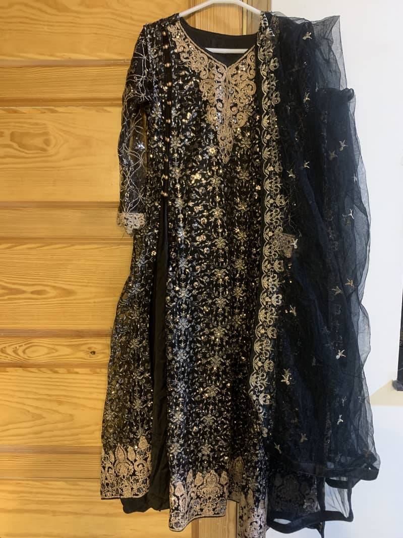 Fancy Dresses 0