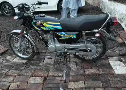 HONDA 125 Model 2025 applied  ha urgent sell no sms only phone