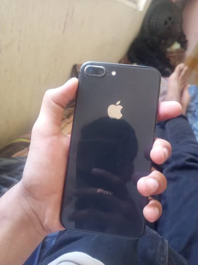 Apple iPhone 8 Plus