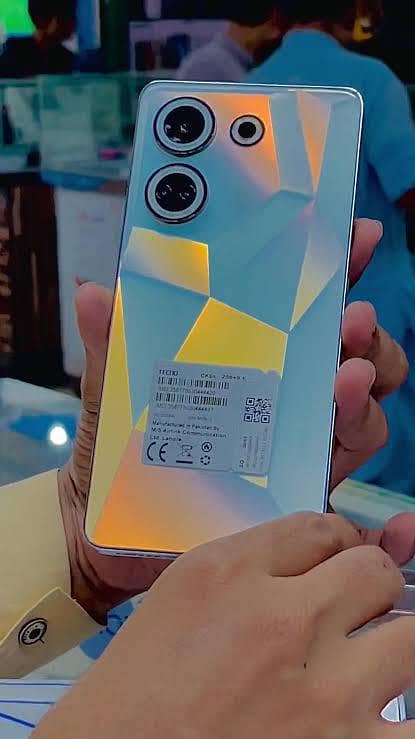 Tecno CAMON 20 1