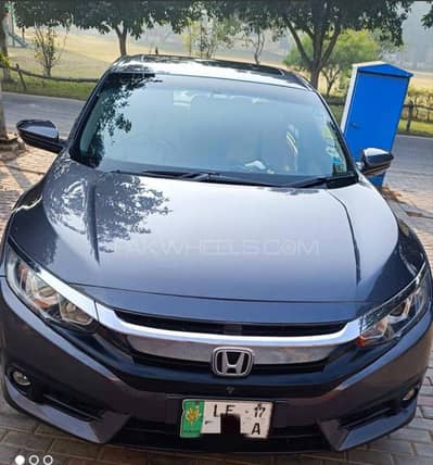 Civic 2017 | Dealership maintained | One and half piece touching only