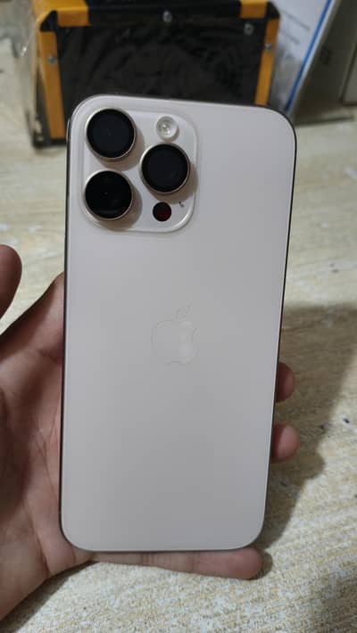 Apple iPhone 16 Pro Max