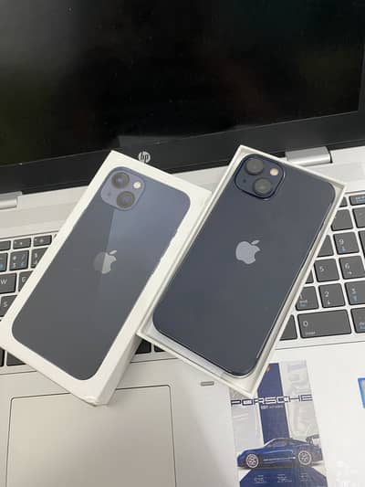 Apple iPhone 13