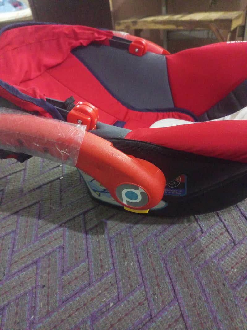 carry cot 2