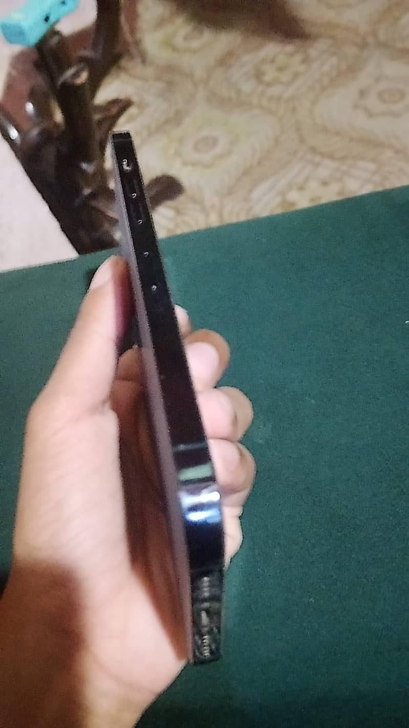 Iphone 12 pro max 1