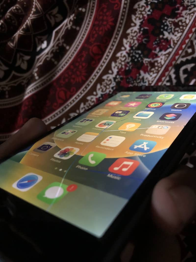 iPhone 8 Plus 2
